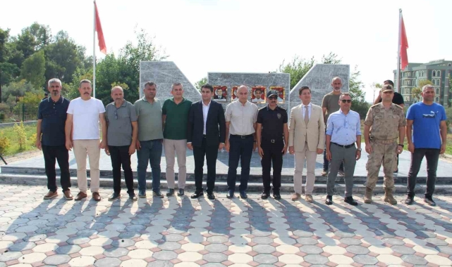 Hatay'da teröristlerin saldırısında şehit olan polis memurları anıldı