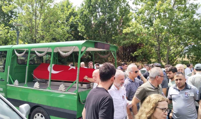 Hayatını kaybeden Doç. Dr. Doğan Kalafat için Kandilli Rasathanesi'nde uğurlama töreni düzenlendi