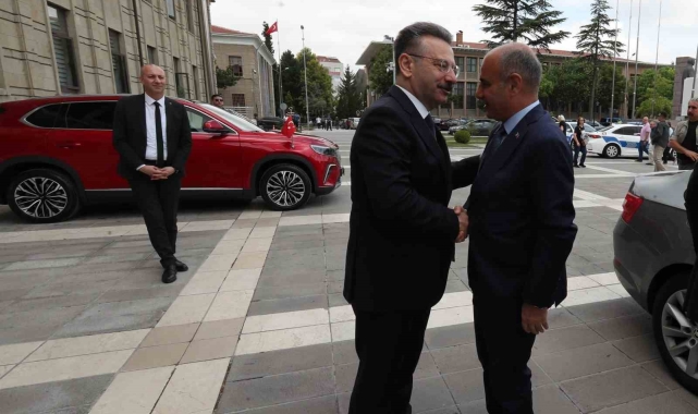 İçişleri Bakan Yardımcısı Mehmet Aktaş Vali Hüseyin Aksoy'u ziyaret etti