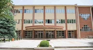 İİBF köklü akademik tecrübesiyle başarılı mezunlar yetiştiriyor