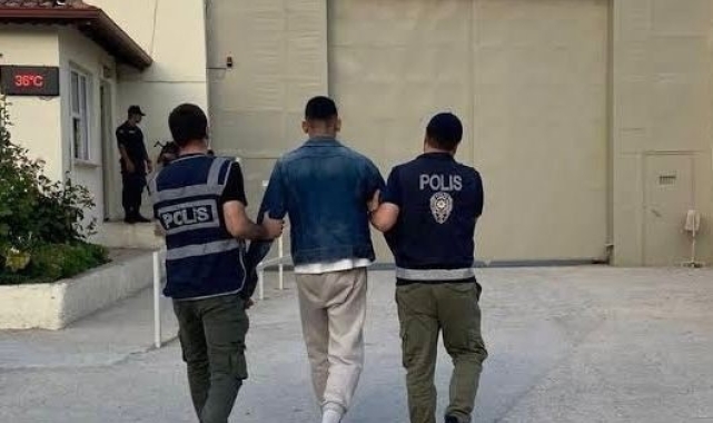 İki ayrı suçtan aranan suç makinesi kıskıvrak yakalandı