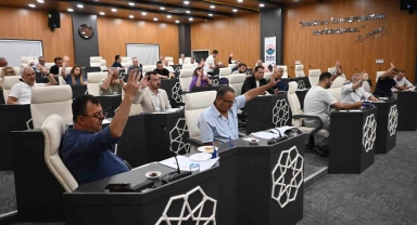 İlkadım meclisinde tatil yok
