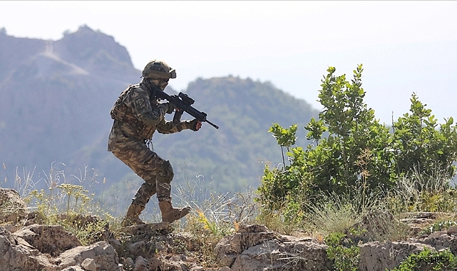 IRAK'IN KUZEYİNDEKİ METİNA BÖLGESİNDE 4 PKK'LI TERÖRİST ETKİSİZ HALE GETİRİLDİ!