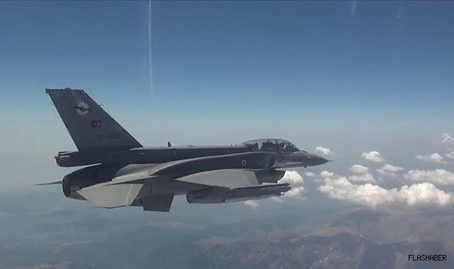 IRAK'IN VE SURİYE'NİN KUZEYİNDE 10 PKK/YPG'Lİ TERÖRİST ETKİSİZ HALE GETİRİLDİ!