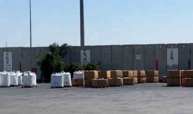İsrail: "295 yardım kamyonunun Gazze'ye girişine izin verildi"