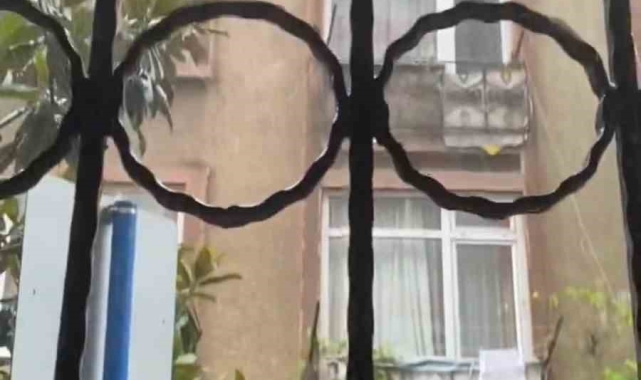 İstanbul Anadolu Yakası'nda sağanak yağış etkili oluyor