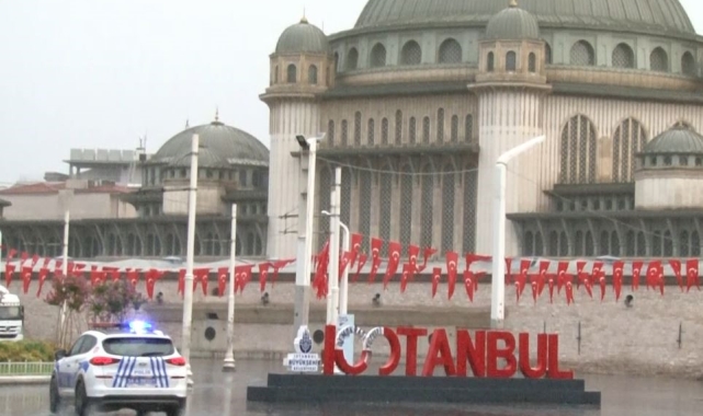 İstanbul'da yağmur etkisini sürdürdü