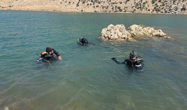 İtfaiyeden su altı arama kurtarma eğitimi
