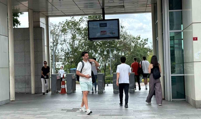 İTÜ'de yangın paniği: O sırada havuzda bulunan çocuklar ve aileleri tahliye edildi