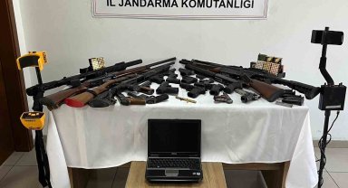 Jandarmadan kaçak silah tamir atölyesine baskın, 22 ruhsatsız silah ele geçirildi