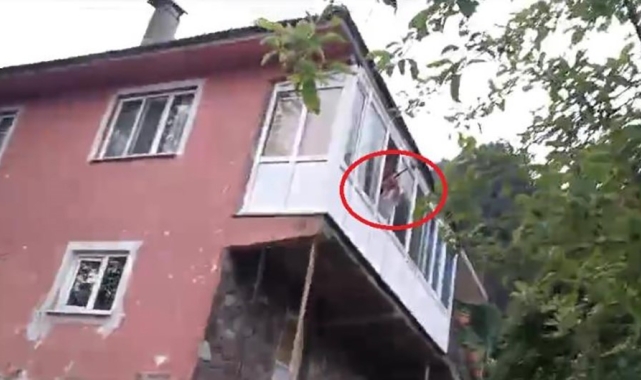 Kaçak kullandığı için elektriğini kesmeye gelen ekipleri tüfekle tehdit etmişti, korku dolu anlar ortaya çıktı