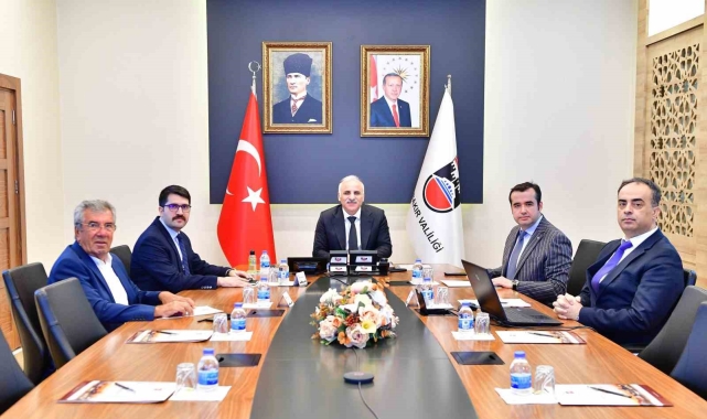 Karacadağ OSB toplantısı Vali Zorluoğlu'nun başkanlığında gerçekleşti