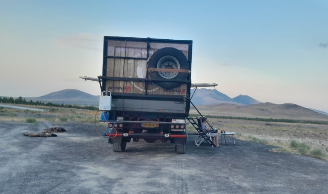 Karavanlı turistlerin uğrak noktası Meke Gölü