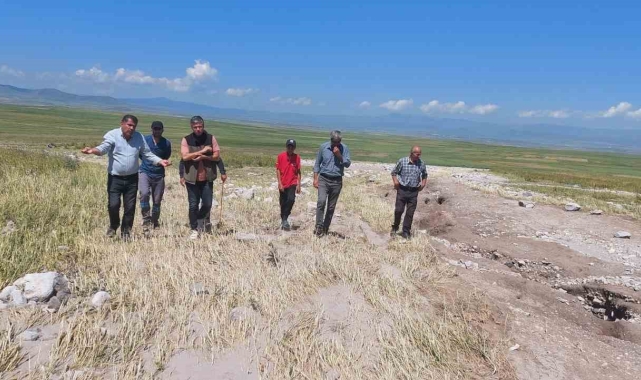 Kars&#039;ta ekili araziler yağmurdan zarar gördü