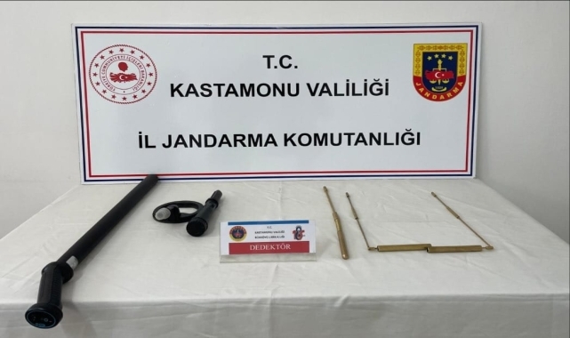 Kastamonu'da kaçak kazı yapan 5 kişi suçüstü yakalandı