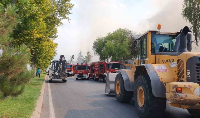 Kayseri'de kağıt fabrikasında yangın