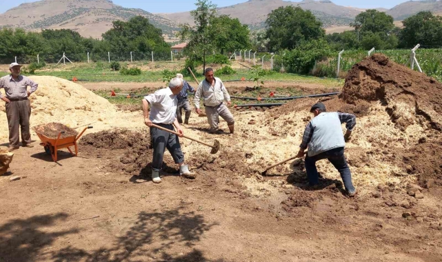 Kayseri'de kerpiç evler yeniden yapılıyor
