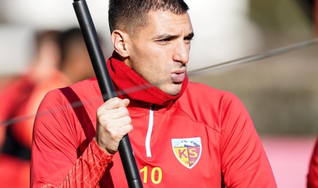 Kayserispor Bourabia ile yeniden anlaştı