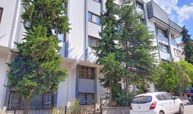 Kendisini yanlışlıkla başından vuran adam hayatını kaybetti