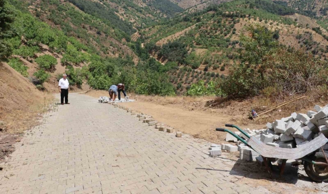 Ketenova Mahalle sakinlerinden başkan Tetik'e teşekkür