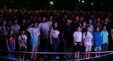 Kırklareli'nde milli maç heyecanı dev ekranda yaşandı