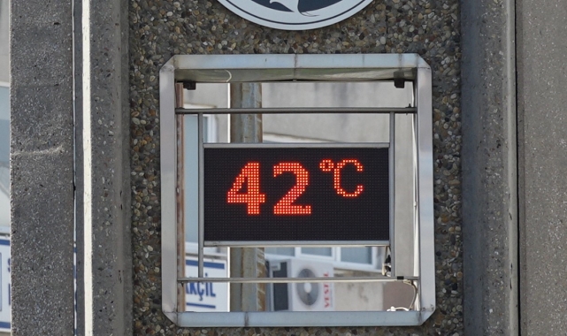 Kırklareli'nde sıcak hava etkili oluyor: Termometreler 42 dereceyi gösterdi
