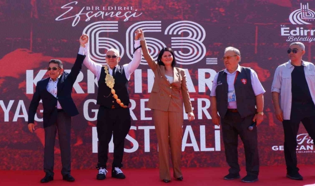 Kırkpınar'da geleneksel 'Ağa Karşılama' töreni yapıldı