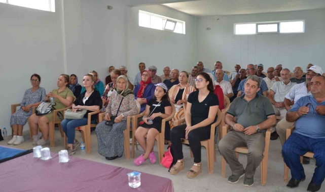Kırsal mahalle sakinlerine ilk yardım ve akılcı ilaç kullanımı eğitimi