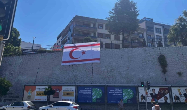 KKTC'nin Barış ve Özgürlük Bayramı İzmir'de kutlanıyor