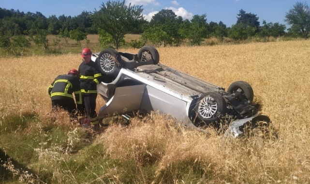 Kontrolden çıkan otomobil takla attı