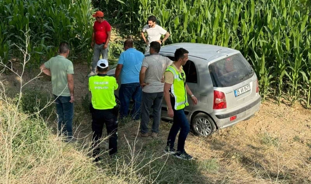 Konya'da otomobil şarampole uçtu: 2 yaralı