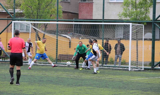 Küçükçekmece'de yaz spor okullarına büyük ilgi