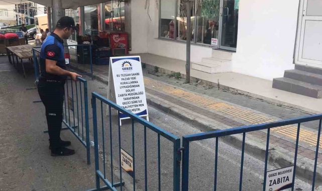 Kurallara uymayan pazarcı esnafının tezgahı geçici olarak kapatılıyor