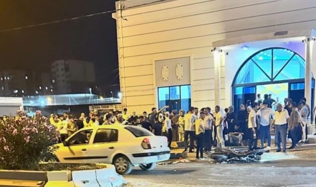 Kurtalan'da motosiklet ile hafif ticari araç çarpıştı: 2 yaralı