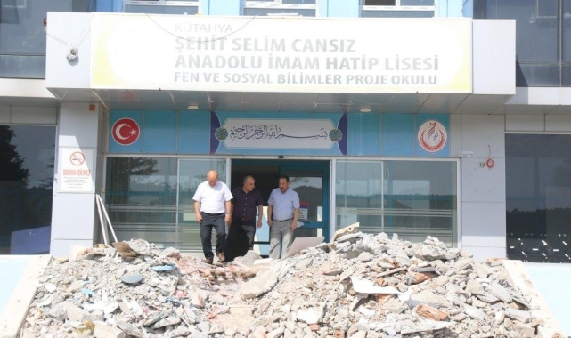 Kütahya Şehit Selim Cansız Anadolu İmam Hatip Lisesi'nde güçlendirme çalışması