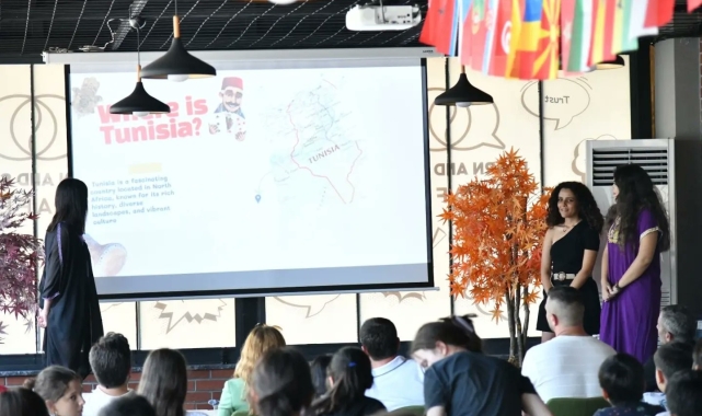 Learn and Speak Cafe'de Kültür Günleri başladı