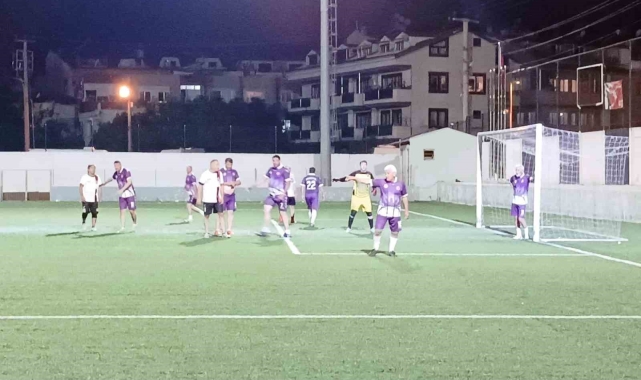 Maç sonrası soluğu denizde aldılar