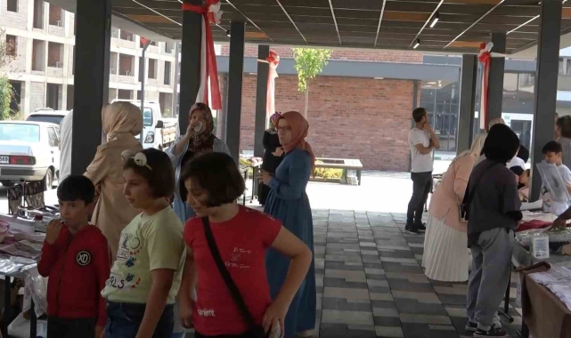 'Maharetli Eller' çarşısı açıldı