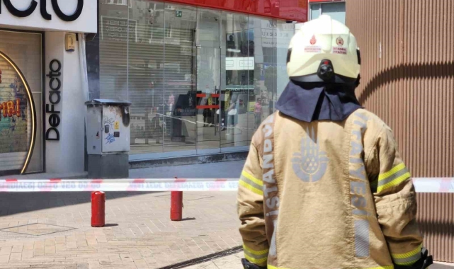 Maltepe'de elektrik panosundan çıkan yangın korkuttu