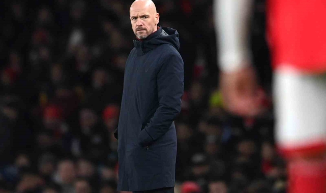Manchester United, teknik direktör Erik ten Hag'ın sözleşmesini uzattı