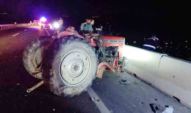 Manisa'da kamyon ile traktör çarpıştı: 1 ölü