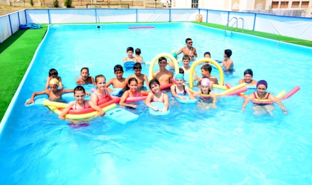 Manisalı çocuklar yazın tadını çıkaracak