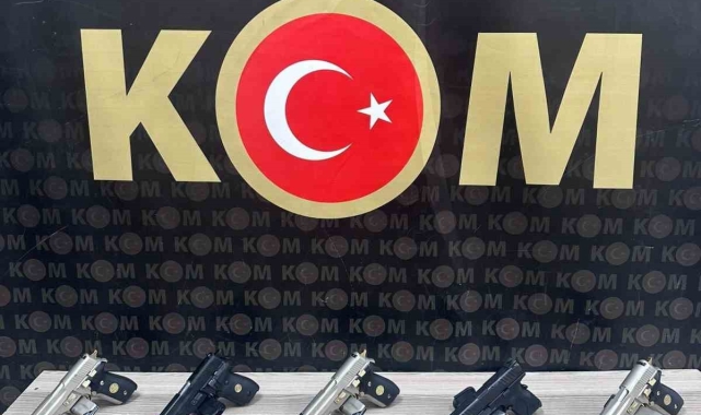 Mardin'de 5 adet tabanca ve uyuşturucu ele geçirildi