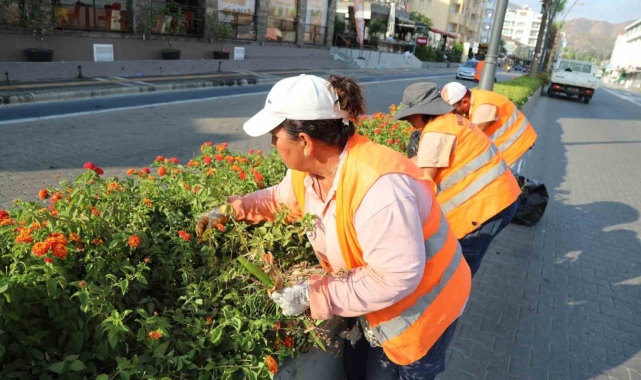 Marmaris'te parklar yenileniyor