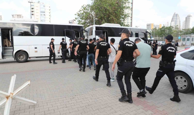 Mersin merkezli yasadışı bahis operasyonu: 71 gözaltı
