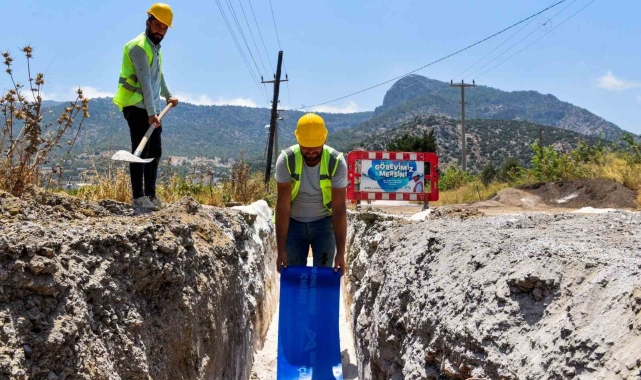 MESKİ'nin, Silifke'de başlattığı içme suyu iletim hattı çalışmaları sürüyor