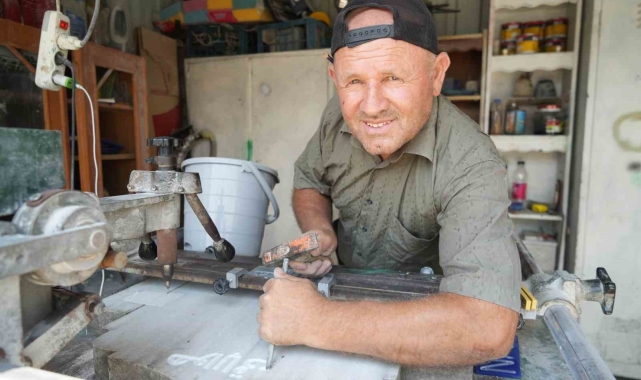 Mesleğini duyan ondan kaçıyor