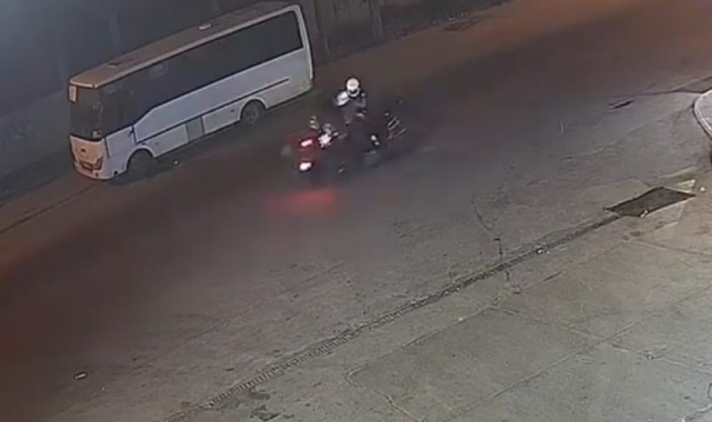 Motosikletler çarpıştı: 2'si polis 3 yaralı