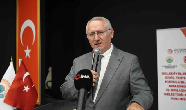 Müdürden STK'lara sitem: "Böyle dernekçilik olmaz"