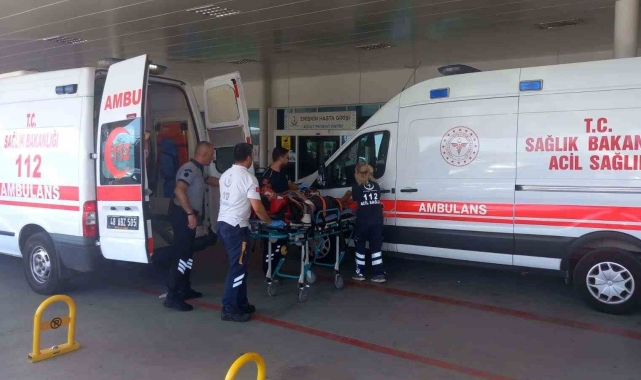 Muğla Akyaka'da meydana gelen kazada 2 kişi hayatını kaybetti, yaralı sayısı artıyor